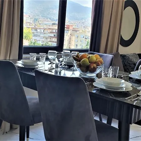 Art Luxury In The Center Of Apartament